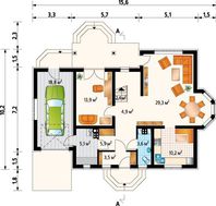 Живописный двухэтажный дом с круглыми и арочными окнами