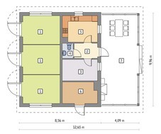 Симпатичная конюшня с большой верандой