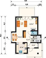 Небольшая загородная усадьба с просторным балконом